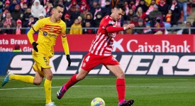 西甲联赛巴列卡诺挑战塞维利亚：背水一战，力争打破不败魔咒